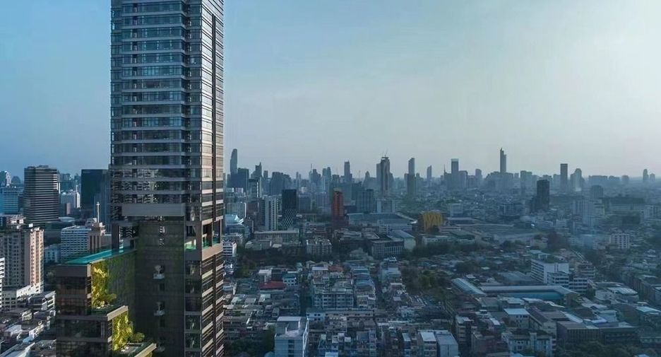 For rent 2 bedrooms condo in Ratchathewi, Bangkok