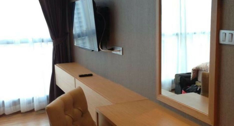 Condo en alquiler de 2 habitaciones en Khlong Toei, Bangkok