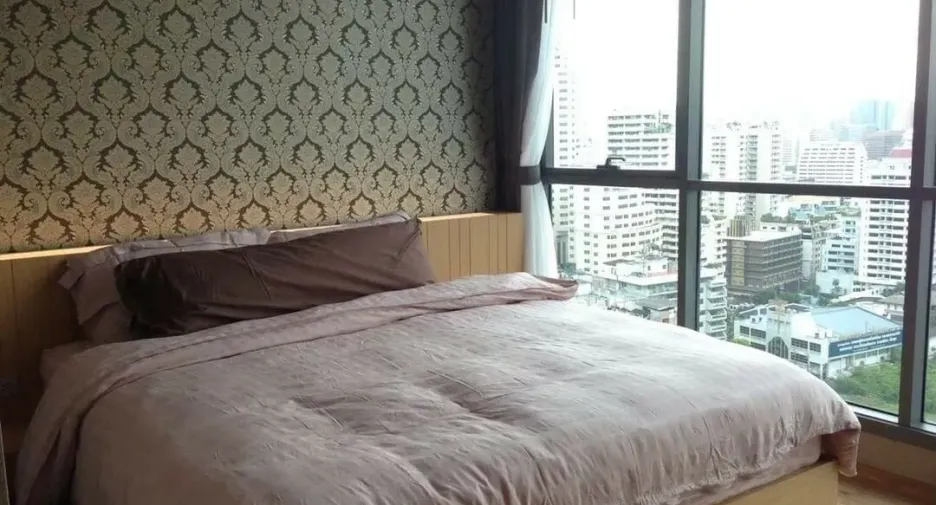 Condo en alquiler de 2 habitaciones en Khlong Toei, Bangkok
