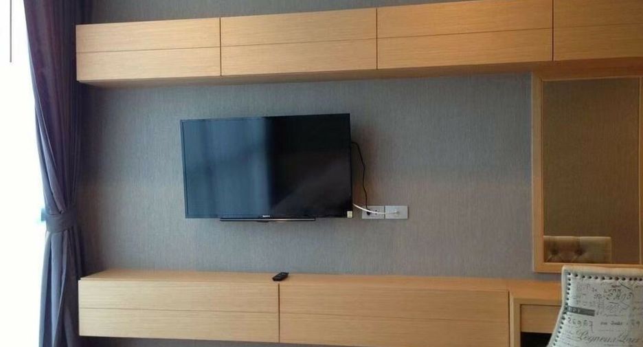 Condo en alquiler de 2 habitaciones en Khlong Toei, Bangkok