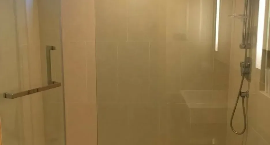 Condo en alquiler de 2 habitaciones en Khlong Toei, Bangkok