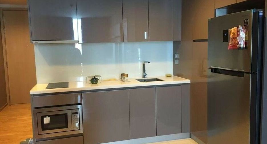 Condo en alquiler de 2 habitaciones en Khlong Toei, Bangkok