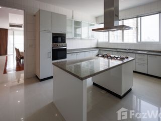 Wohnung zur Miete mit 4 Zimmer in Khlong Toei, Bangkok