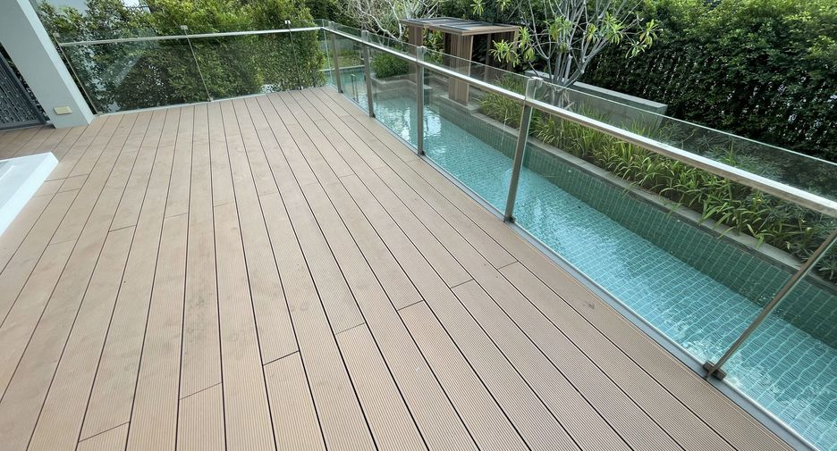 For rent 2 bedrooms house in Huai Khwang, Bangkok