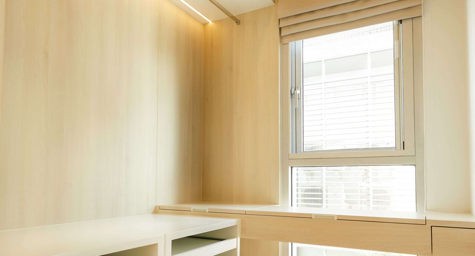 For rent 2 ベッドルーム house in Huai Khwang, Bangkok