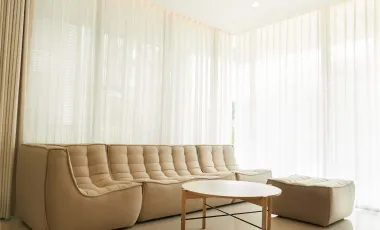 For rent 2 bedrooms house in Huai Khwang, Bangkok