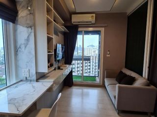 Wohnung zur Miete mit Studio in Huai Khwang, Bangkok