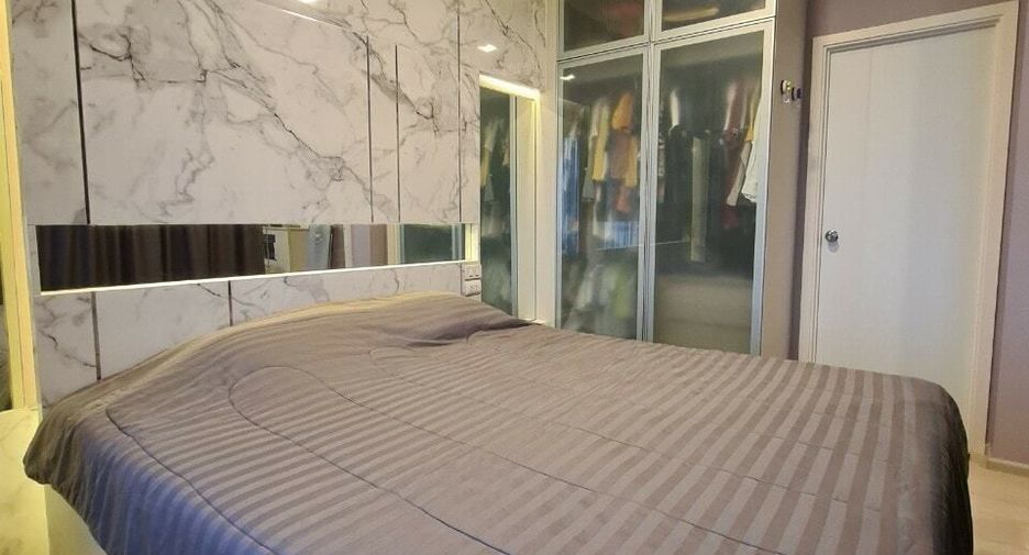 For rent studio condo in Huai Khwang, Bangkok