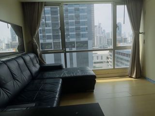 For rent スタジオ condo in Khlong Toei, Bangkok