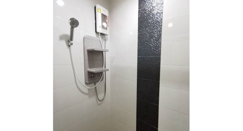For rent 1 bed condo in Huai Khwang, Bangkok
