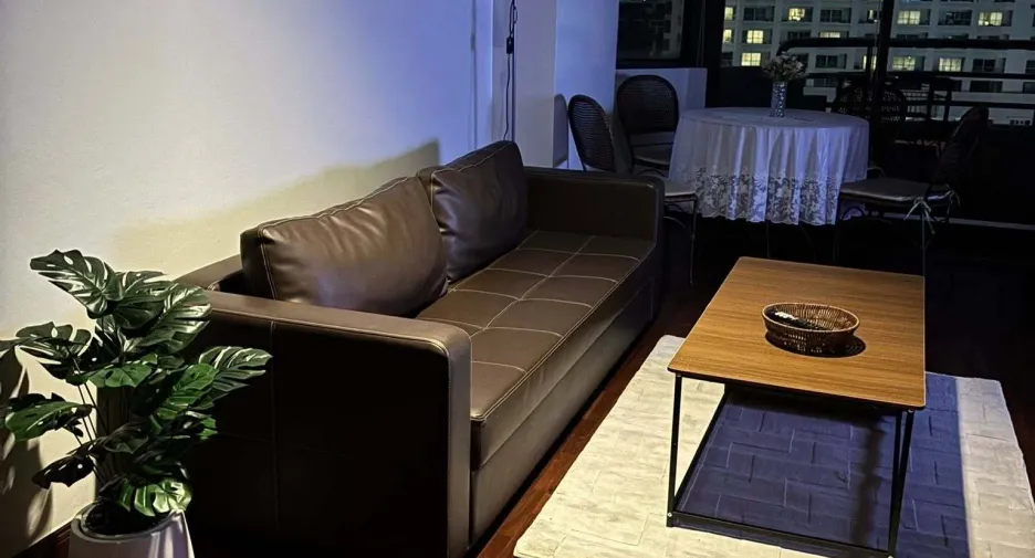 For rent 1 bed condo in Khlong Toei, Bangkok