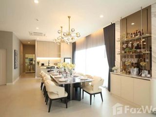 Haus zur Miete mit 5 Zimmer in Saphan Sung, Bangkok