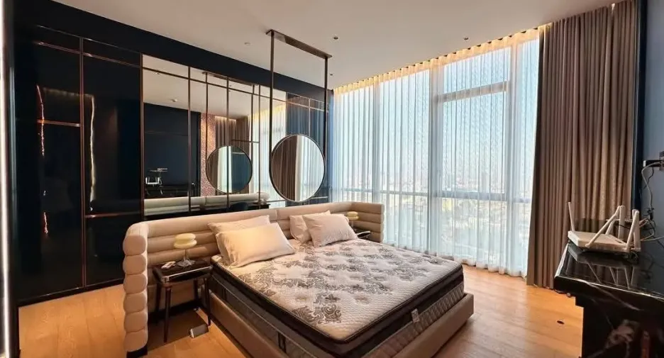 For rent 3 bedrooms condo in Watthana, Bangkok