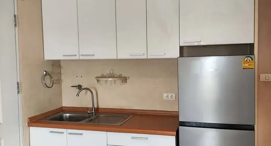 For rent 2 bedrooms condo in Bang Kapi, Bangkok