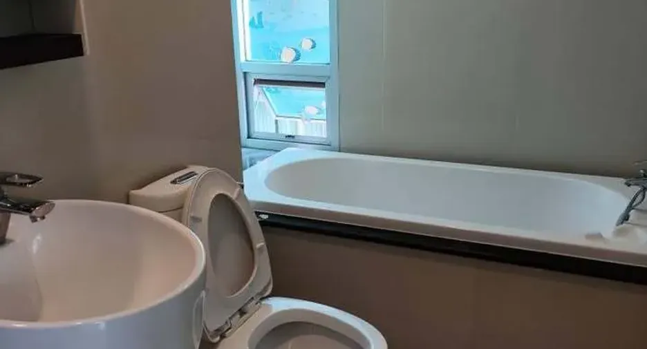 For rent 2 bedrooms condo in Bang Kapi, Bangkok
