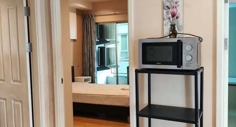 For rent 2 bedrooms condo in Bang Kapi, Bangkok
