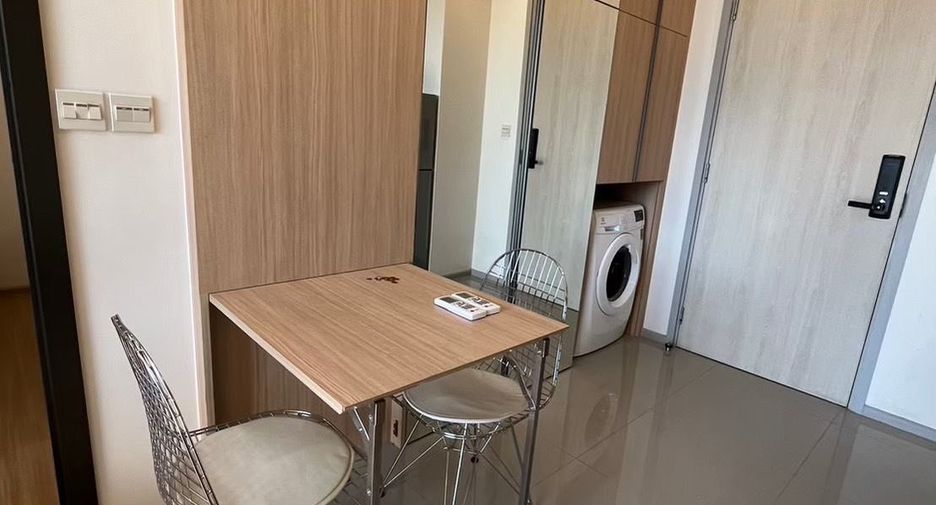 For rent 1 bed condo in Phaya Thai, Bangkok