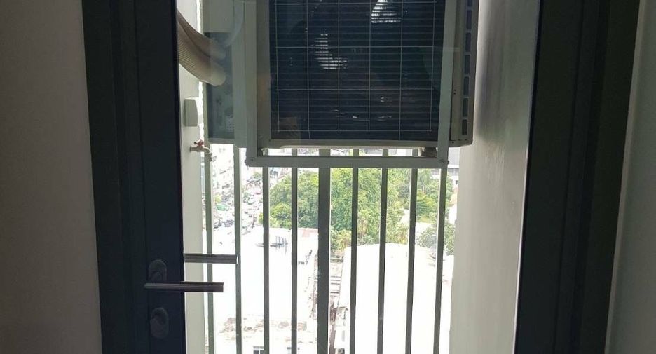 For rent 2 bedrooms condo in Pathum Wan, Bangkok