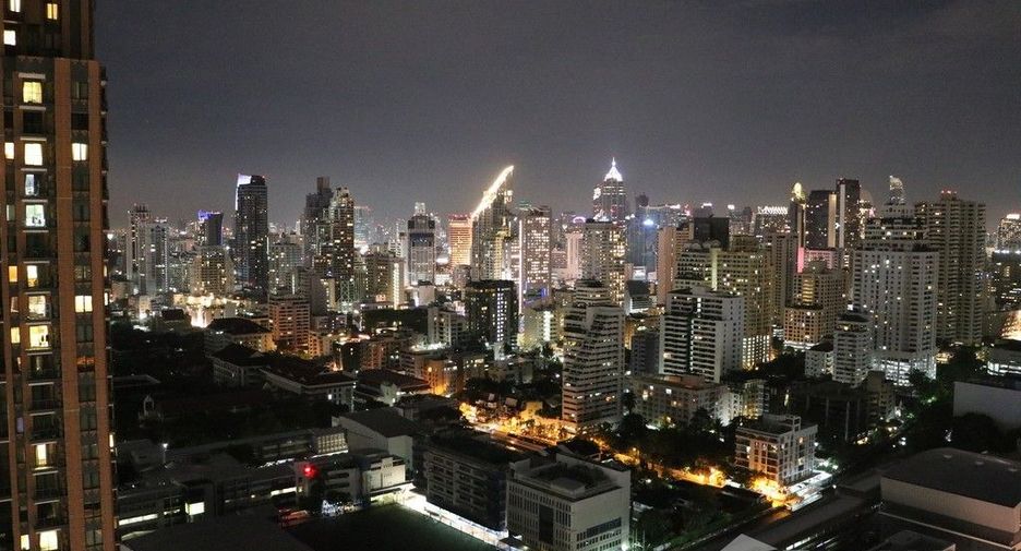Wohnung zur Miete mit 2 Zimmer in Watthana, Bangkok