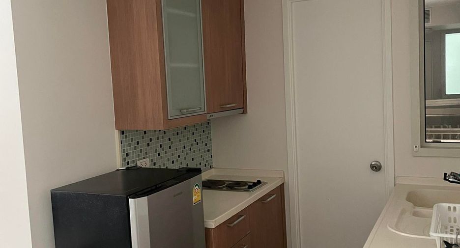 For rent 1 bed condo in Pathum Wan, Bangkok