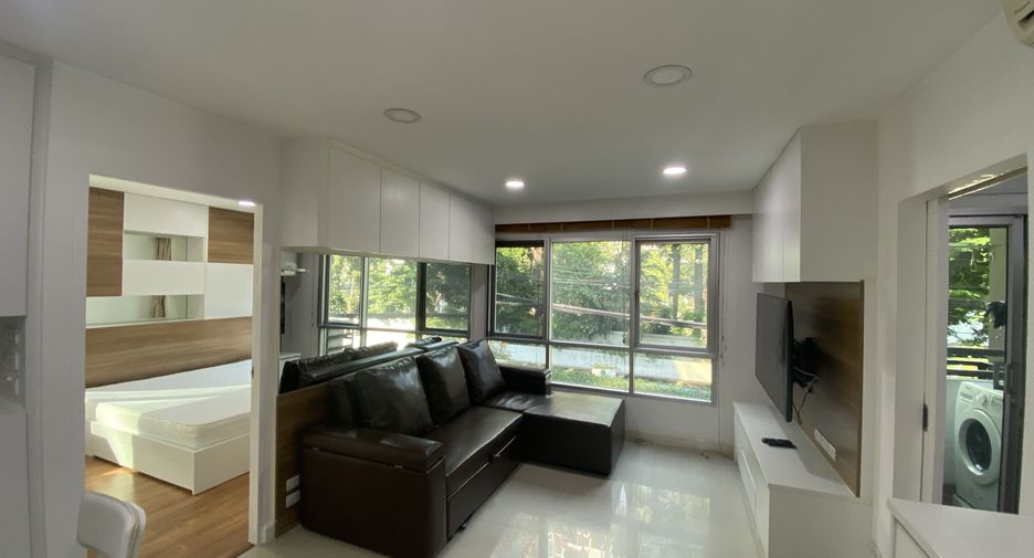 For rent 1 bed condo in Khlong Toei, Bangkok