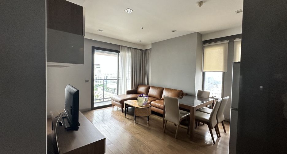 For rent 2 bedrooms condo in Ratchathewi, Bangkok