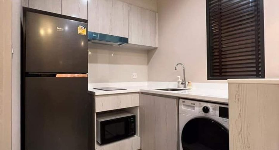 For rent 1 bed condo in Pathum Wan, Bangkok