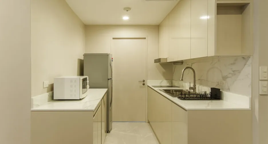 For rent 2 bedrooms condo in Khlong Toei, Bangkok