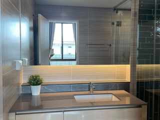 Haus zur Miete mit 4 Zimmer in Bang Kapi, Bangkok