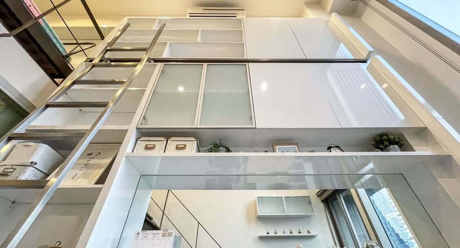 For rent 1 bed condo in Khlong Toei, Bangkok