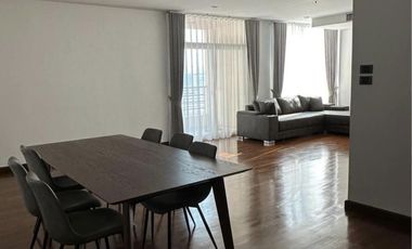 For rent 3 ベッドルーム condo in Pathum Wan, Bangkok