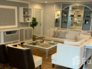 For rent 3 ベッドルーム apartment in Khlong Toei, Bangkok