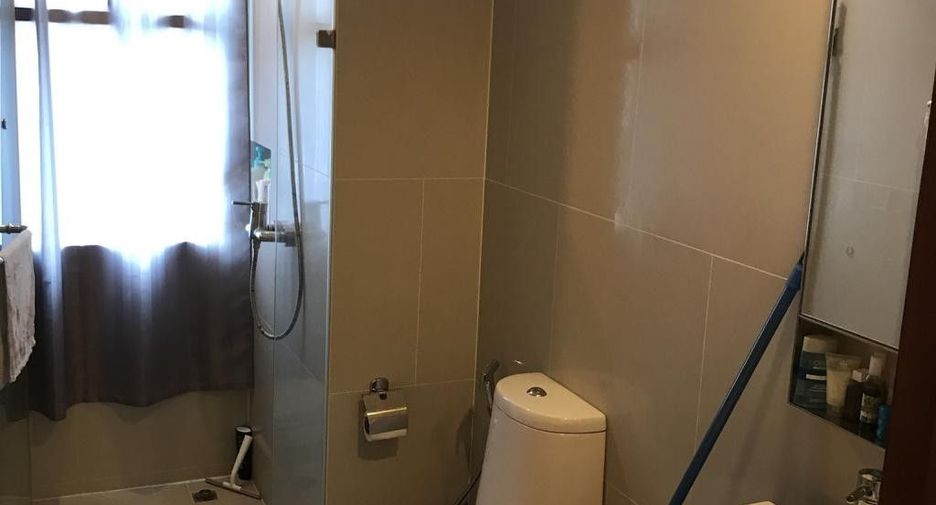 Wohnung zur Miete mit 1 Zimmer in Khlong San, Bangkok