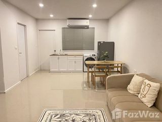For rent 3 bedrooms townhouse in Prawet, Bangkok