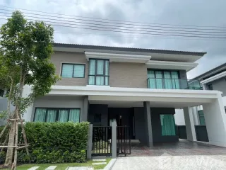 For rent 4 bedrooms house in Bang Khen, Bangkok