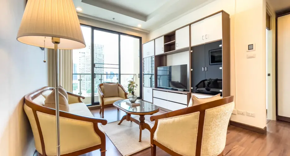 For rent 2 bedrooms condo in Sathon, Bangkok