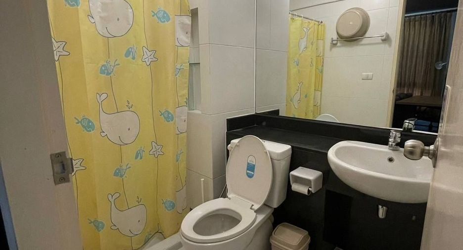 For rent 2 bedrooms condo in Thon Buri, Bangkok