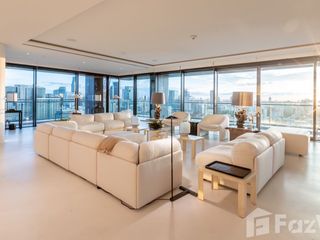 For rent 4 bedrooms condo in Pathum Wan, Bangkok