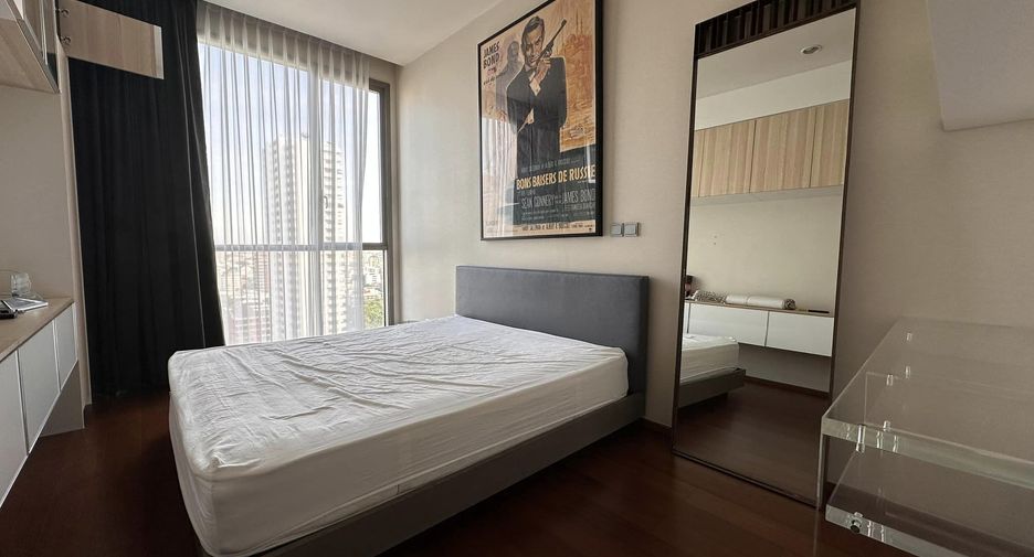 For rent 2 bedrooms condo in Watthana, Bangkok