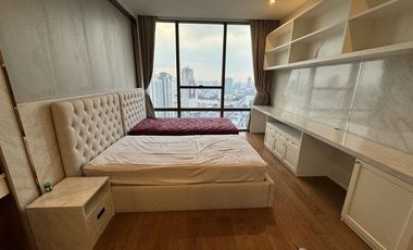 Condo en alquiler de 1 habitaciones en Sathon, Bangkok