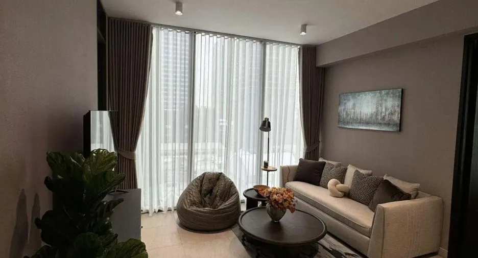 À louer 2 chambres condo à Sathon, Bangkok