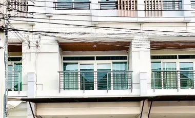 Reihenhaus zur Miete mit 3 Zimmer in Prawet, Bangkok