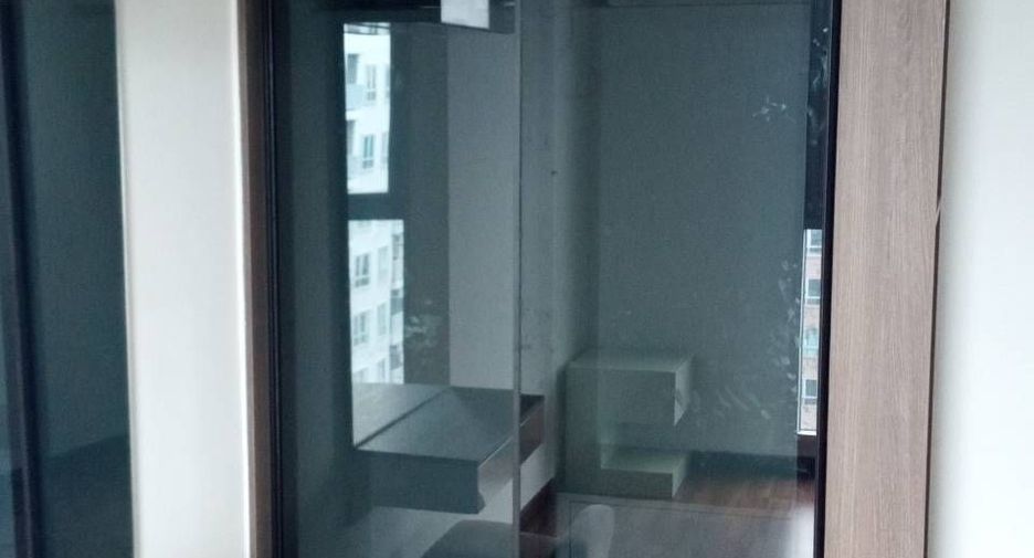 For rent 2 bedrooms condo in Bang Sue, Bangkok