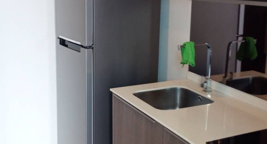For rent 2 bedrooms condo in Bang Sue, Bangkok