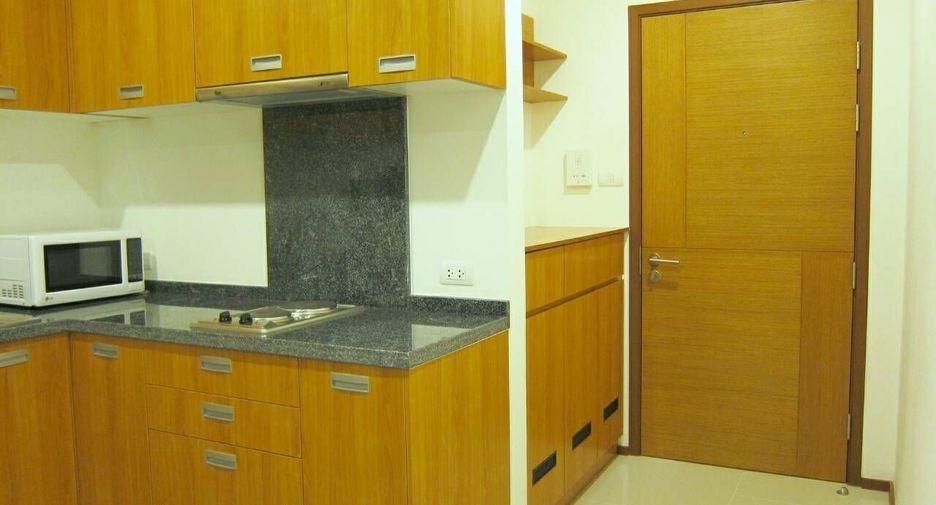 Condo en alquiler de 1 habitaciones en Khlong San, Bangkok