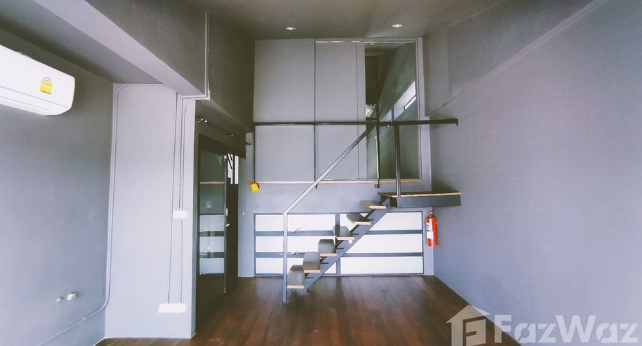Reihenhaus zur Miete mit 5 Zimmer in Chatuchak, Bangkok