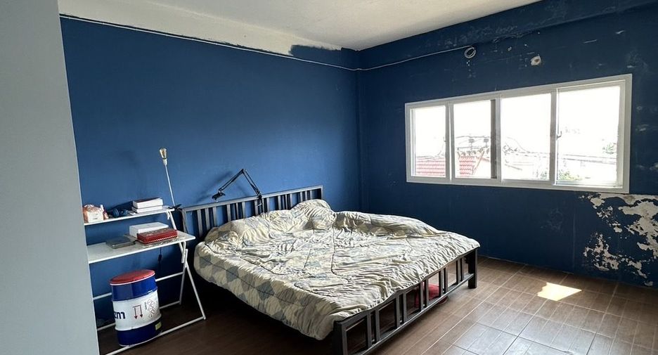 For rent 2 bedrooms townhouse in Don Mueang, Bangkok