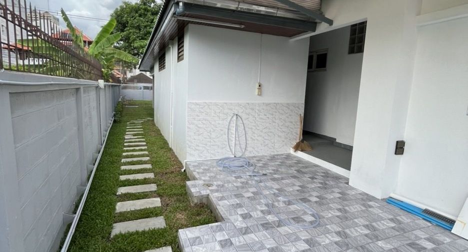 ให้เช่า 4 ห้องนอน บ้านเดี่ยว ใน จตุจักร, กรุงเทพฯ
