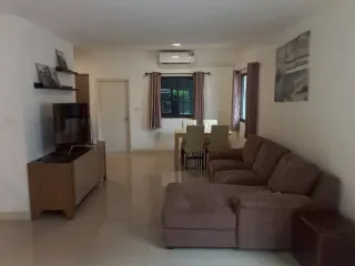 Reihenhaus zur Miete mit 3 Zimmer in Suan Luang, Bangkok