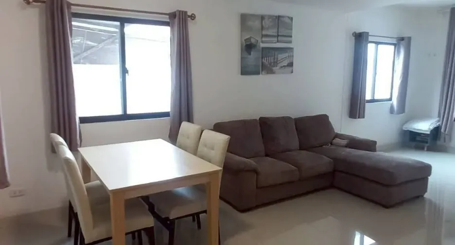 For rent 3 ベッドルーム townhouse in Suan Luang, Bangkok